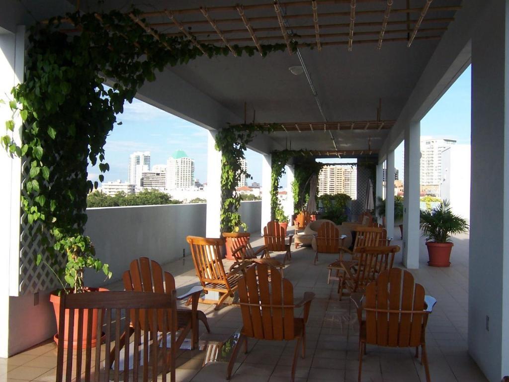 Hotel Croydon Miami Beach Exterior photo